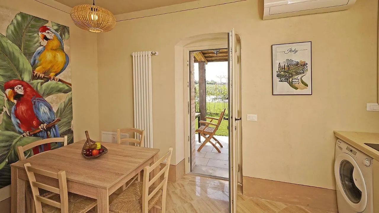 Dogoli Country Apartments Bardolino Italia