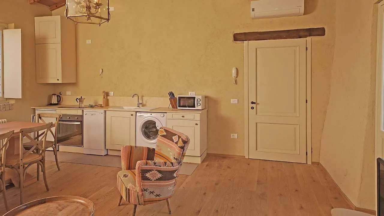Dogoli Country Apartments Bardolino Italy